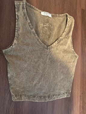 Zenana Olive V-Neck Washed Tank Top